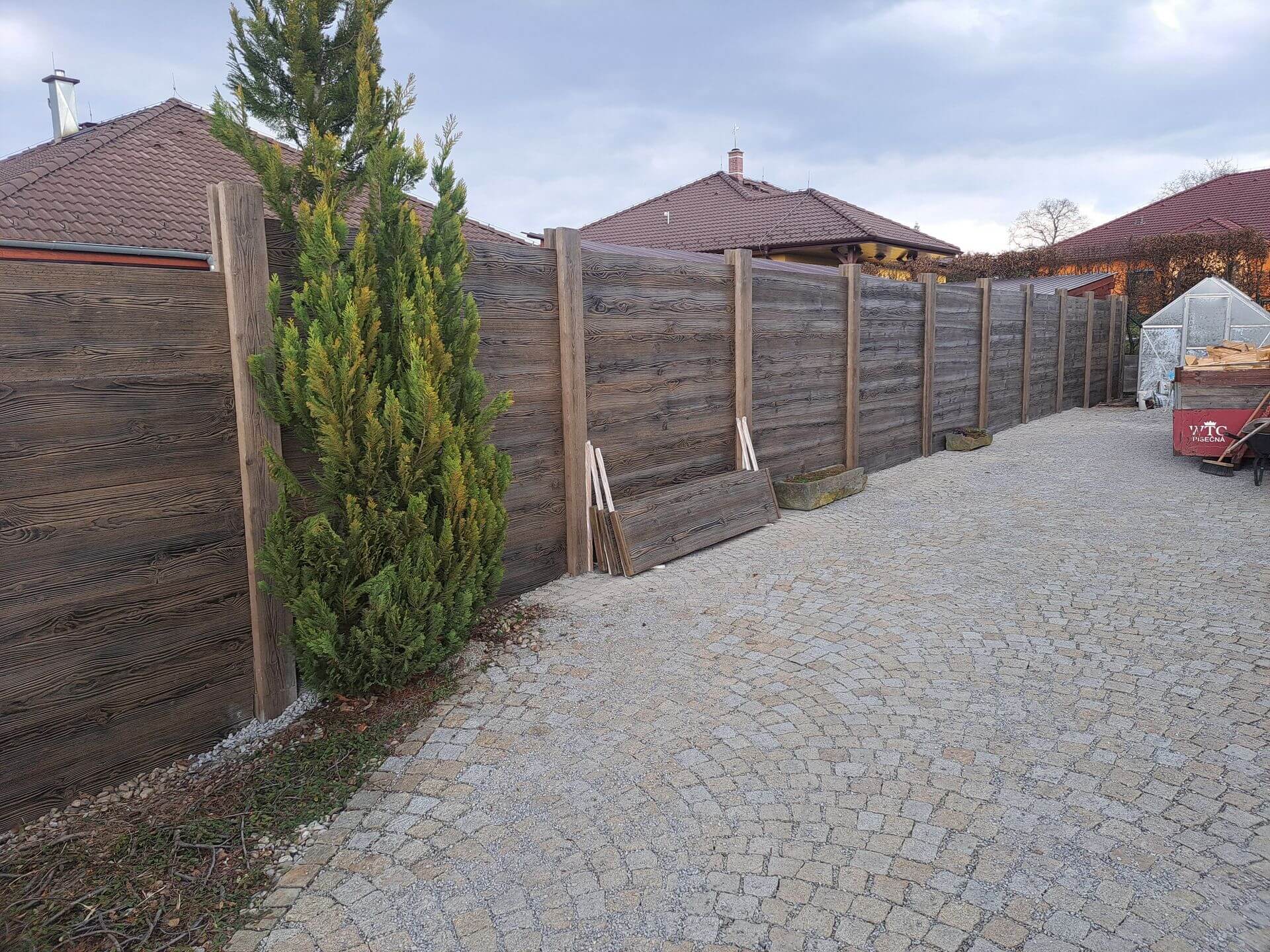 Josef Nouza Ploty / Beton / Foto 1